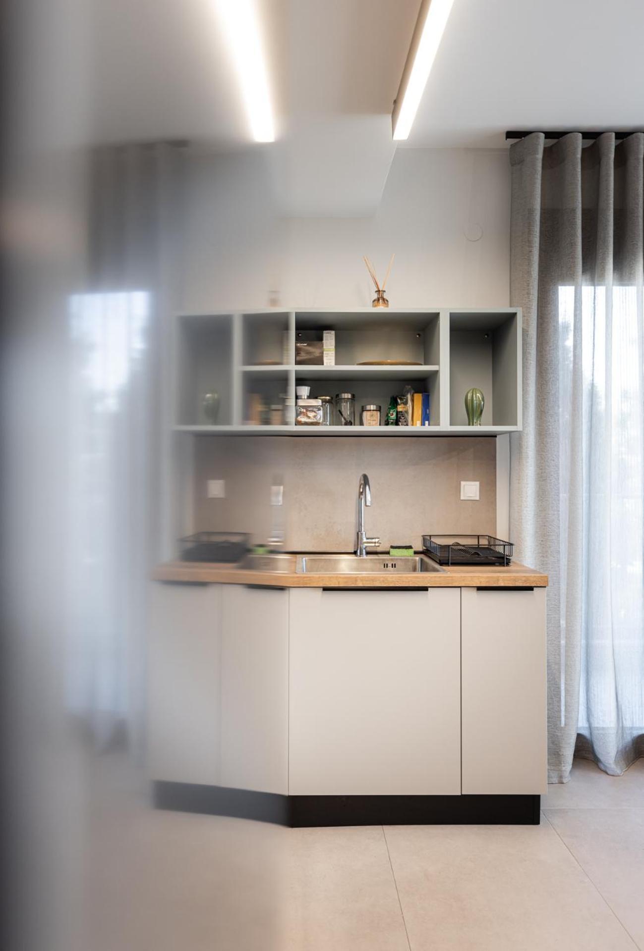 Cozy Apartment In Kalamaria, เทสซาโลนิกิ ภายนอก รูปภาพ